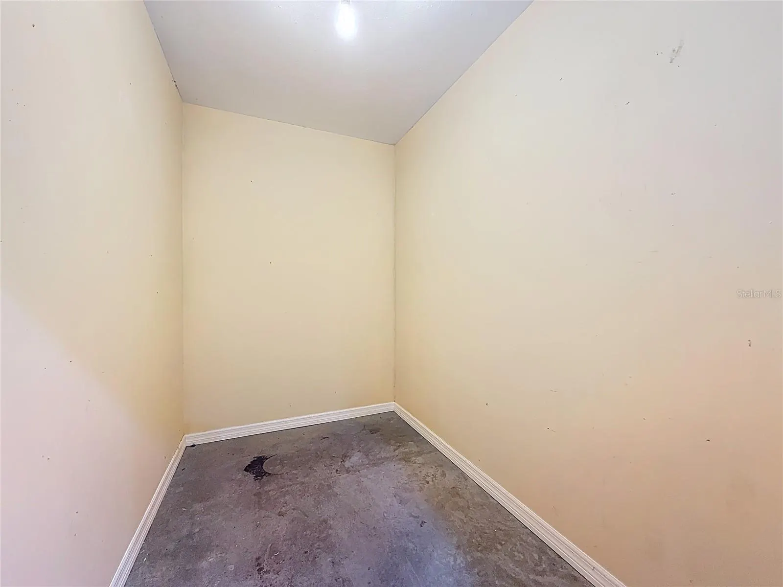 5504 OAKWAY DR