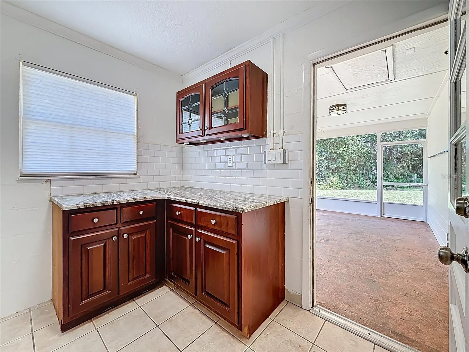 5504 OAKWAY DR