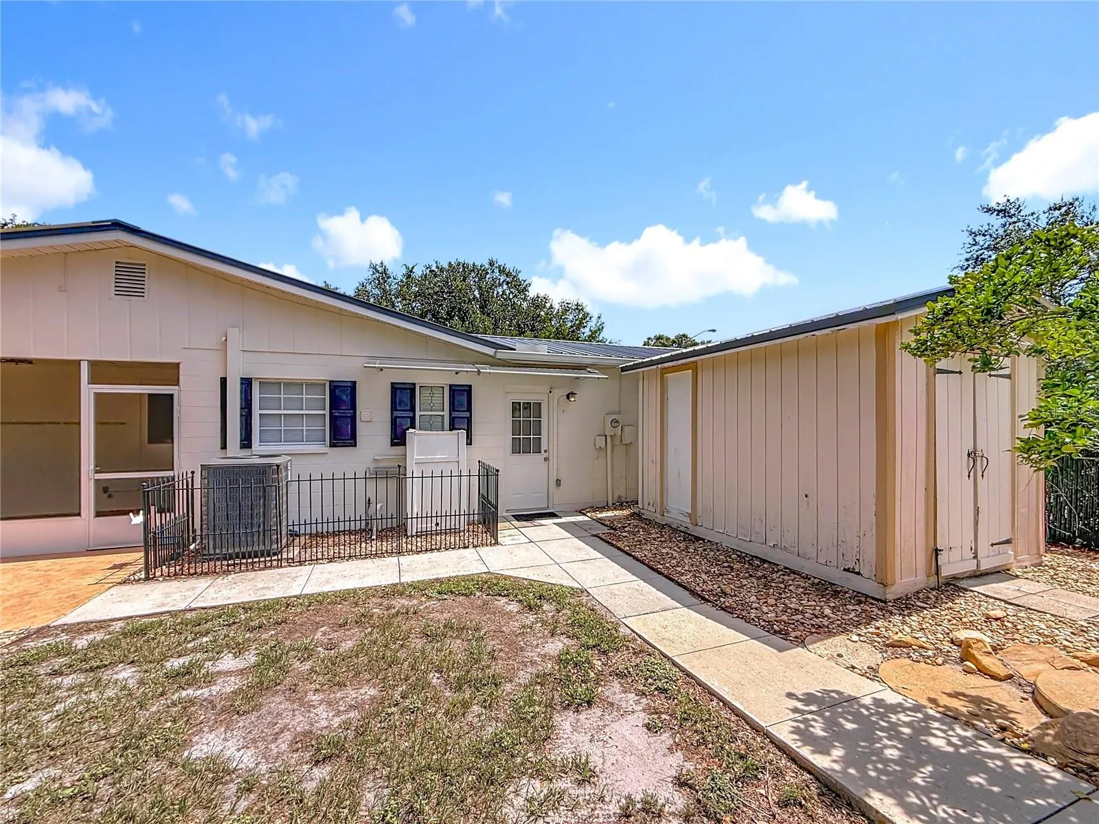 5504 OAKWAY DR