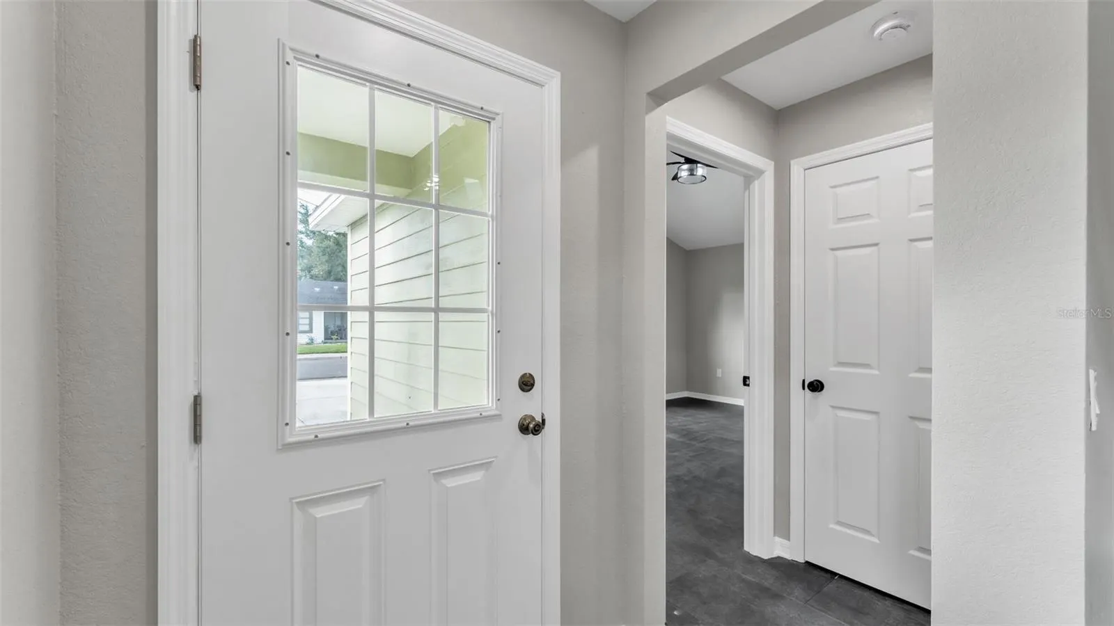 485 S 5TH AVE
