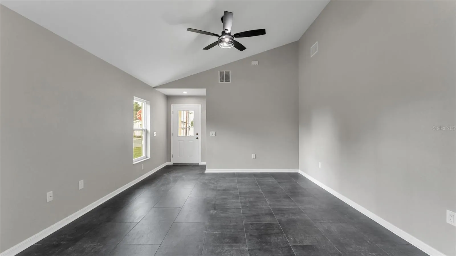 485 S 5TH AVE