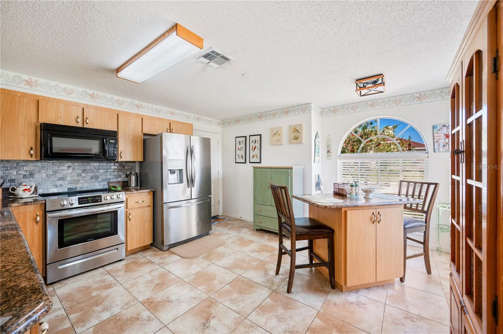 701 REFLECTIONS DR