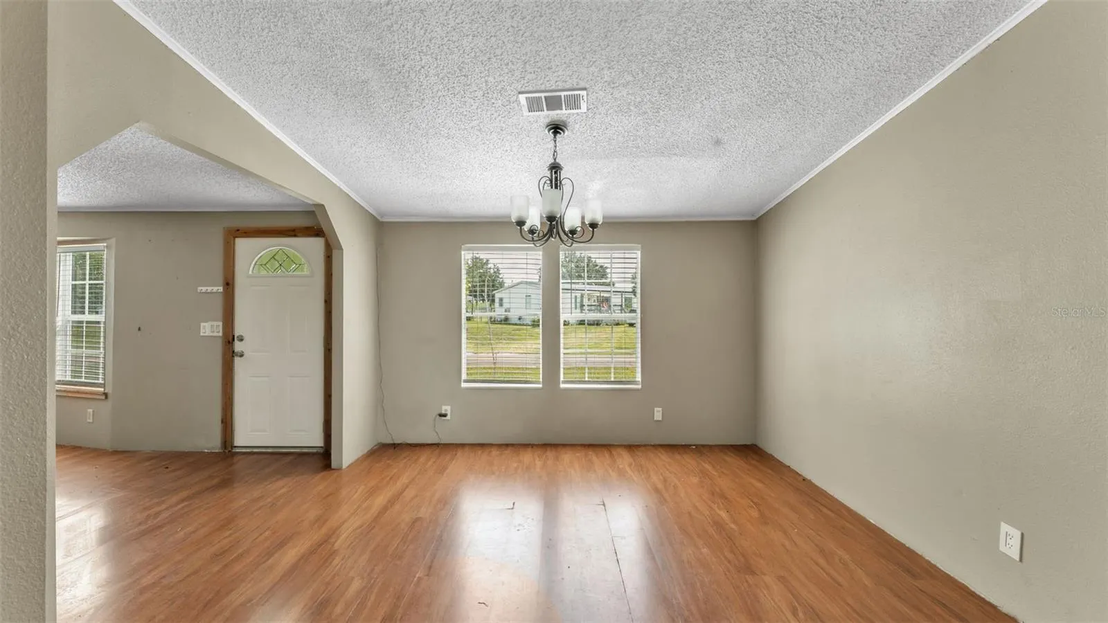 1317 ASHLEE CT
