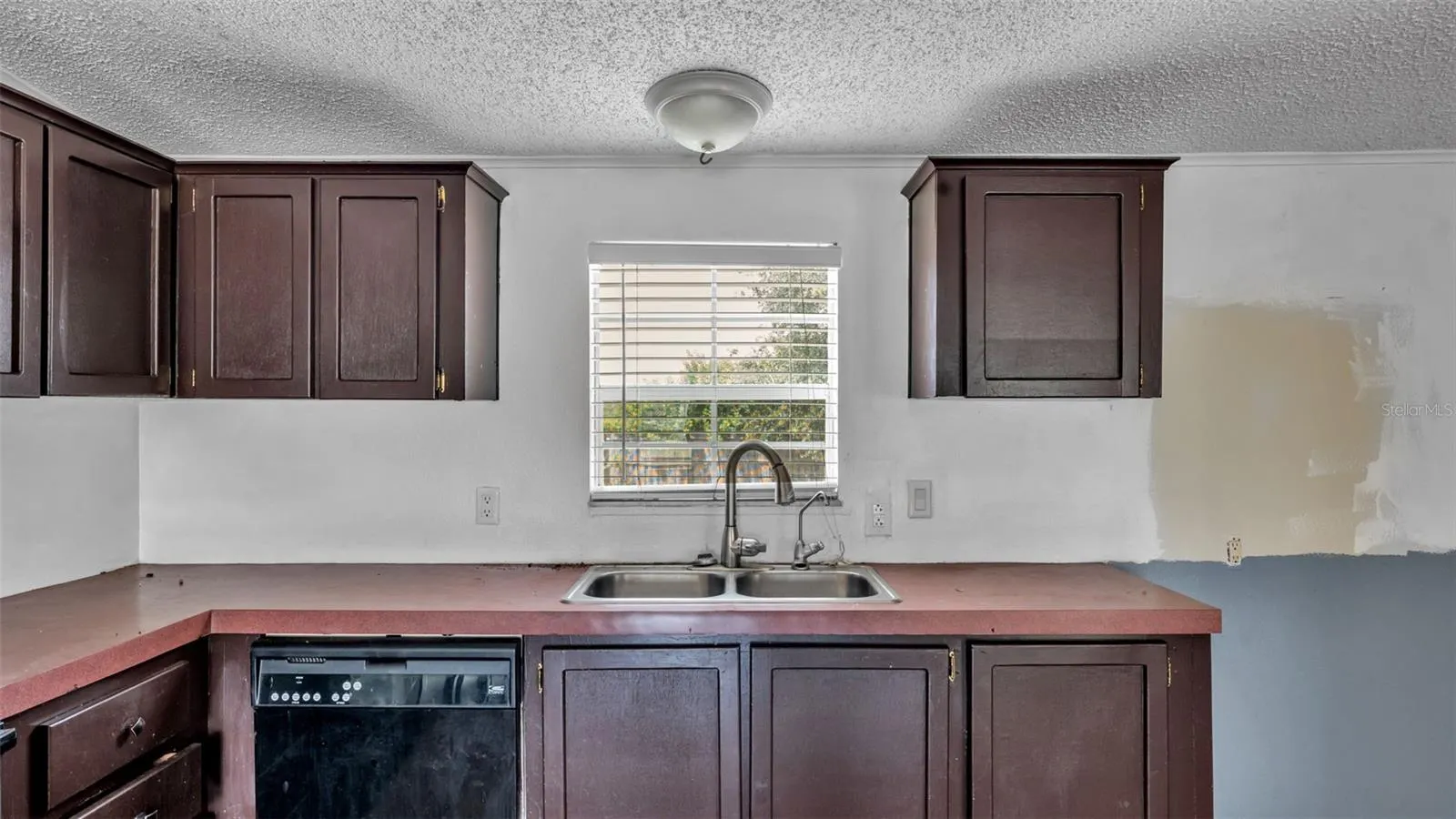 1317 ASHLEE CT