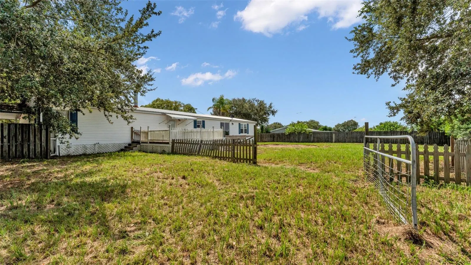 1317 ASHLEE CT