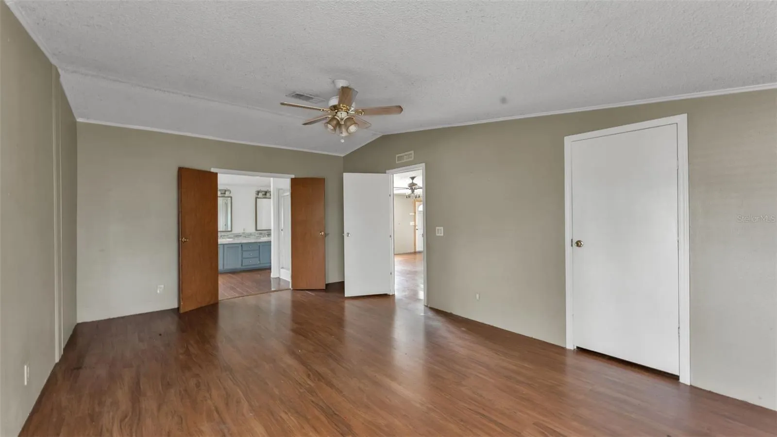 1317 ASHLEE CT