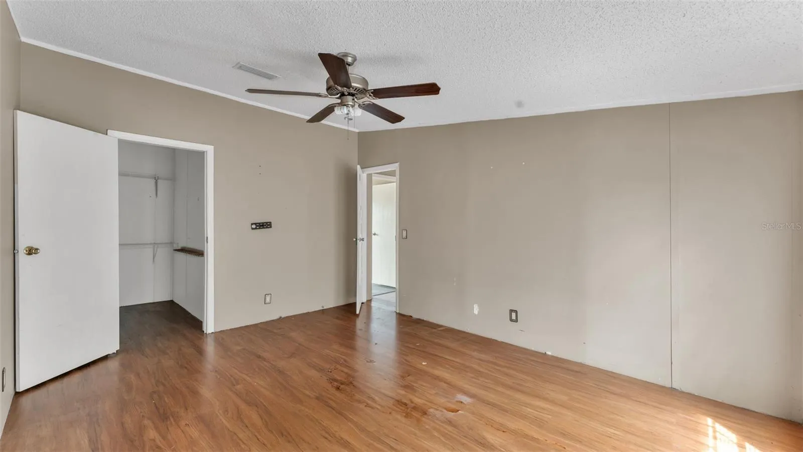 1317 ASHLEE CT