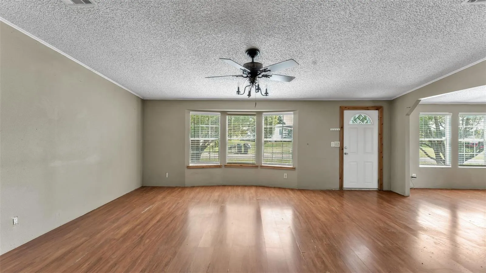 1317 ASHLEE CT