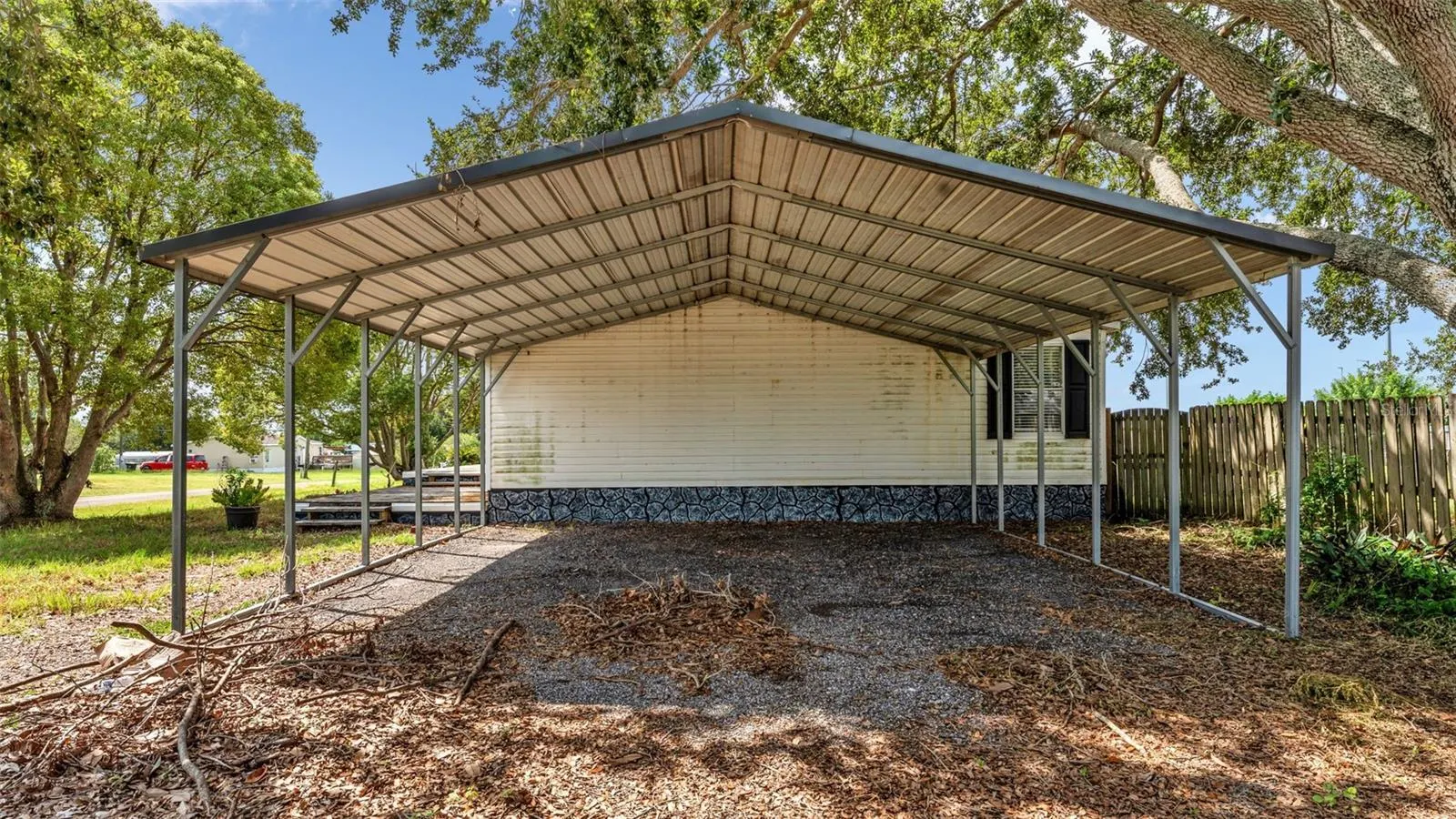 1317 ASHLEE CT