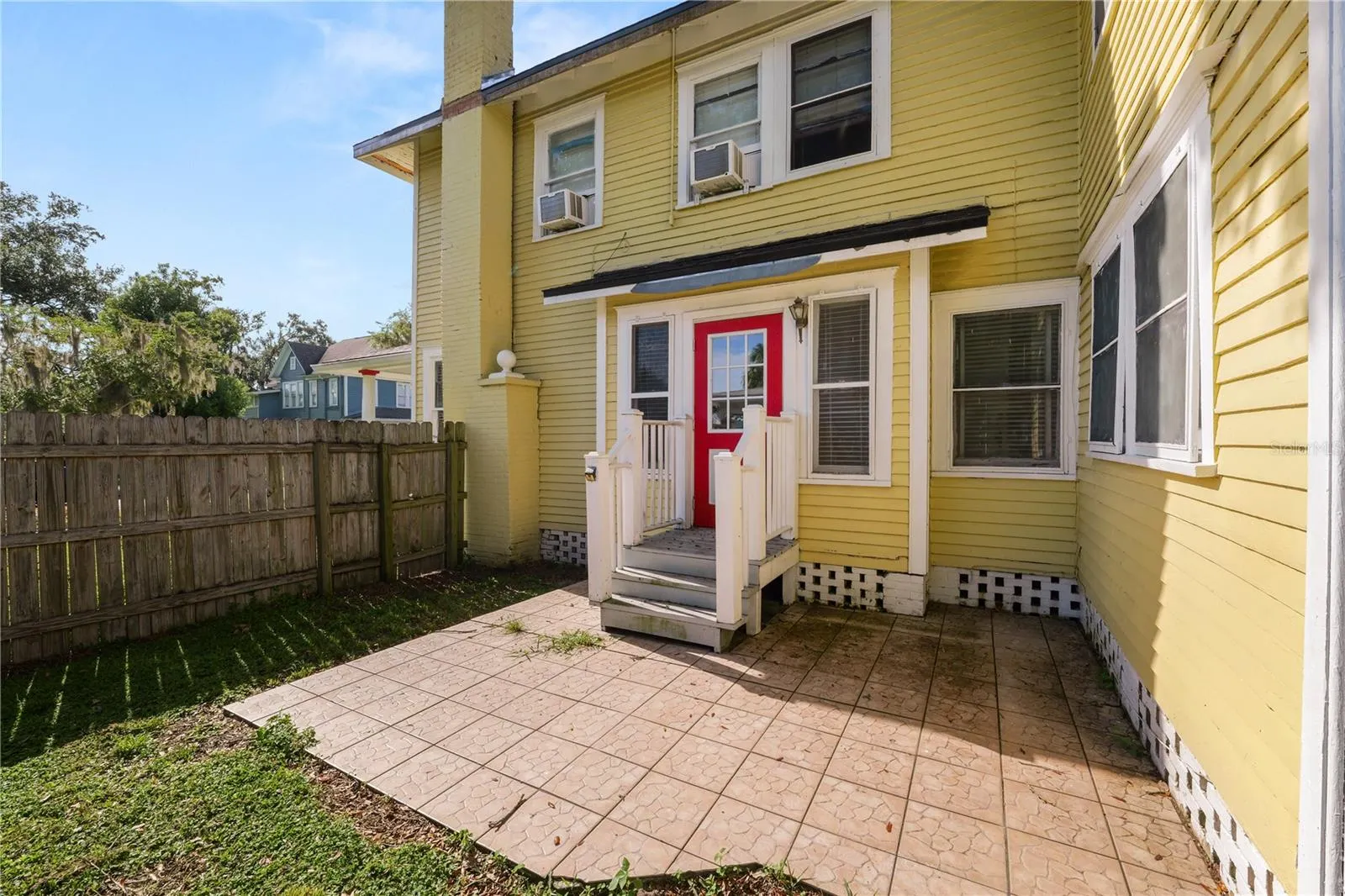 817 SOUTH BLVD