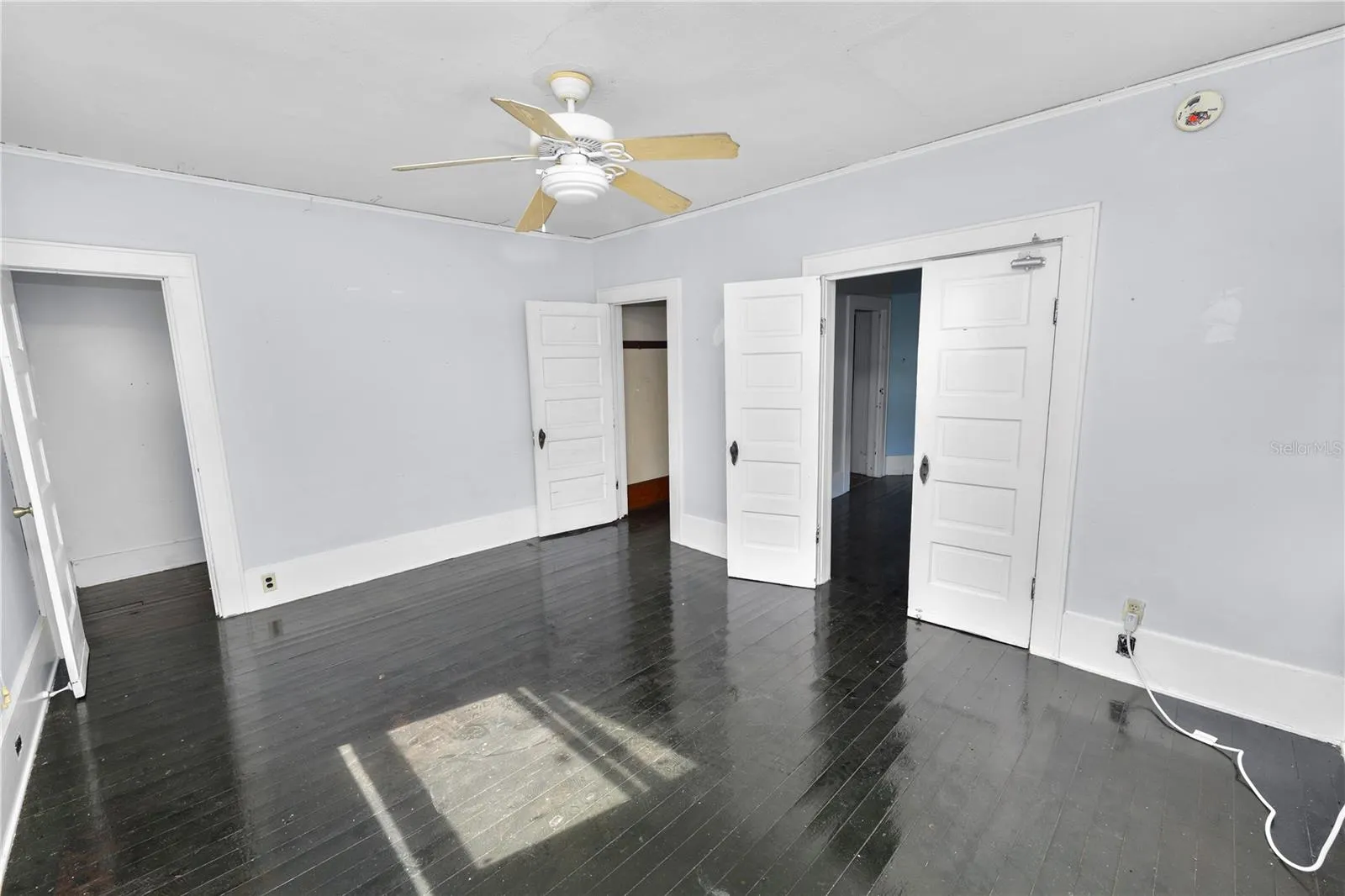817 SOUTH BLVD