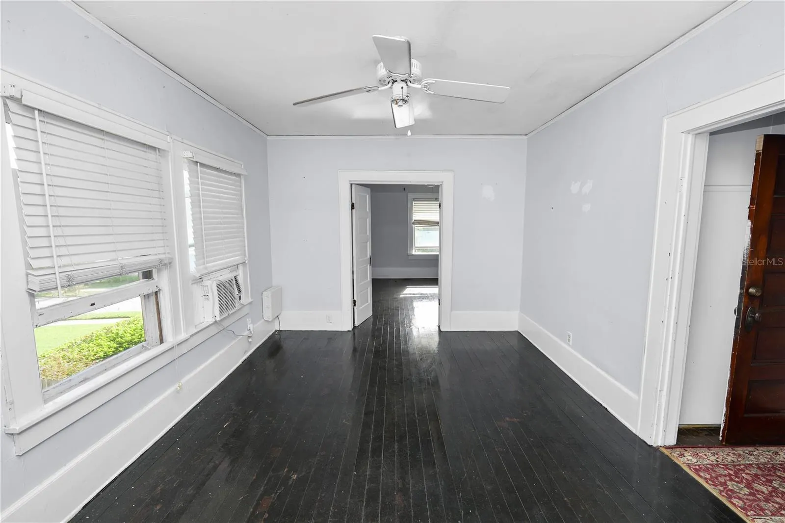 817 SOUTH BLVD