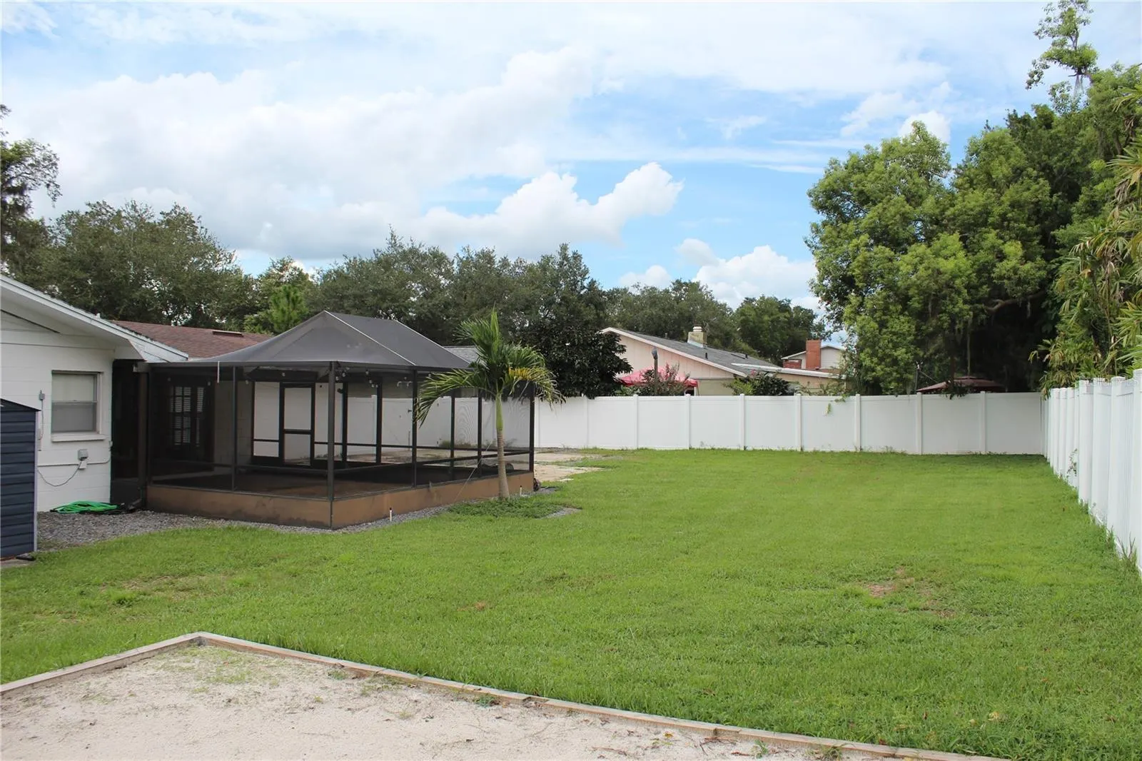 3016 CAROLINA AVE