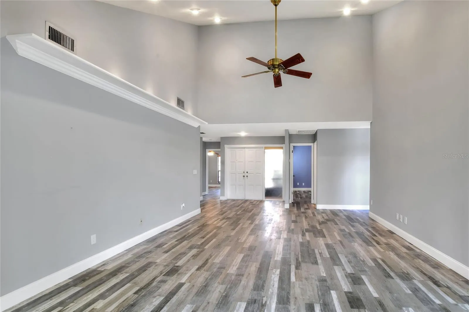 4255 CREEKWOOD LN #4255, #4255