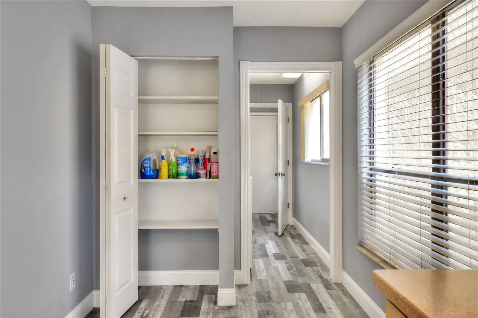 4255 CREEKWOOD LN #4255, #4255