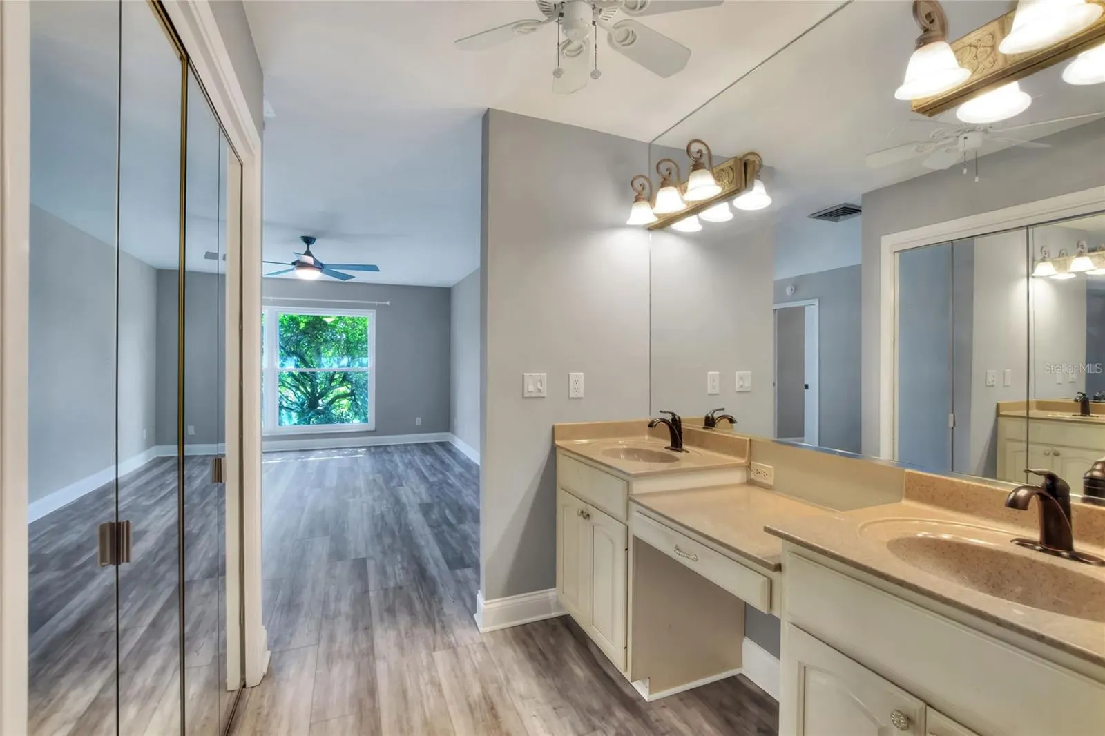 4255 CREEKWOOD LN #4255, #4255