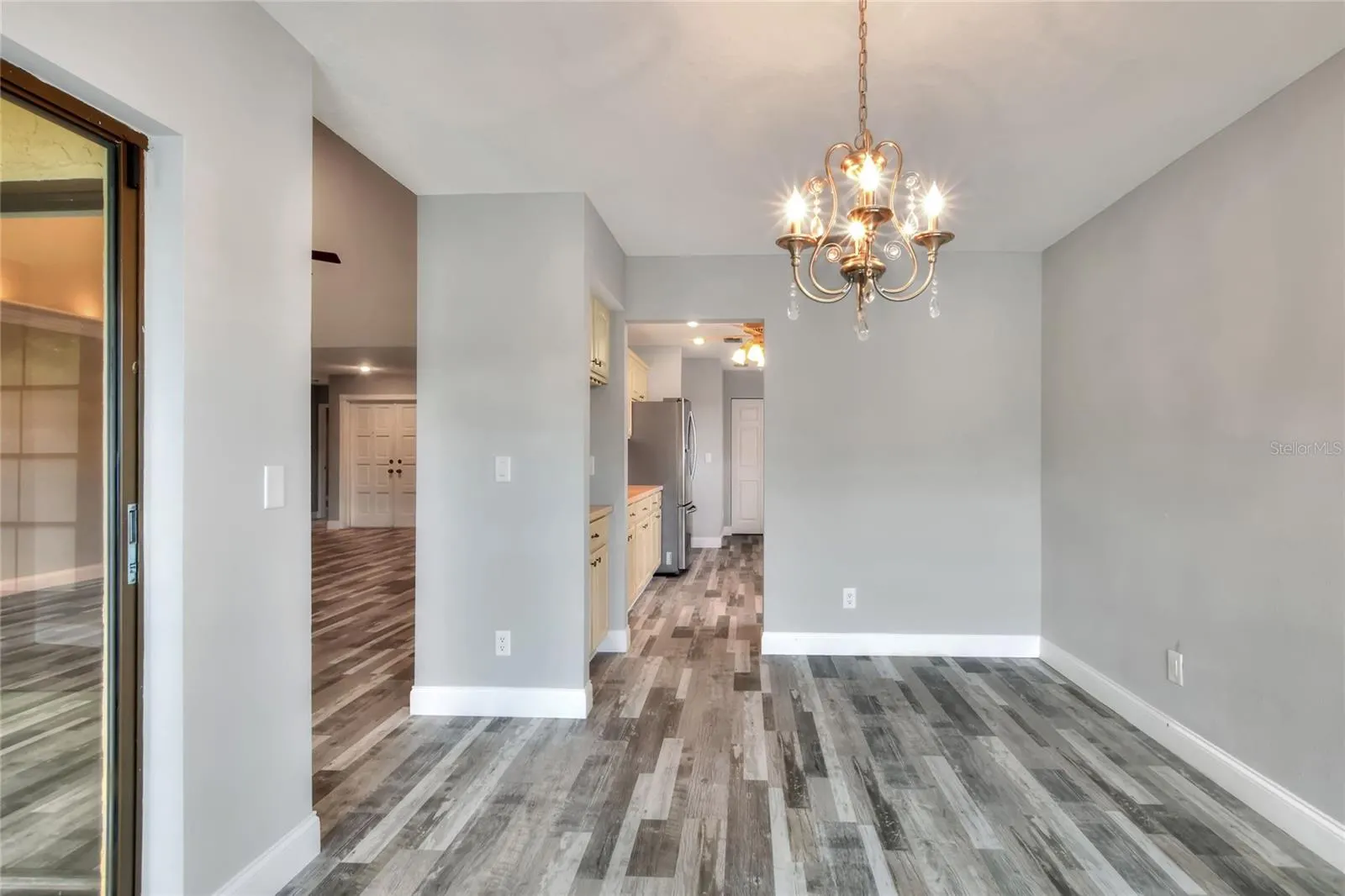 4255 CREEKWOOD LN #4255, #4255