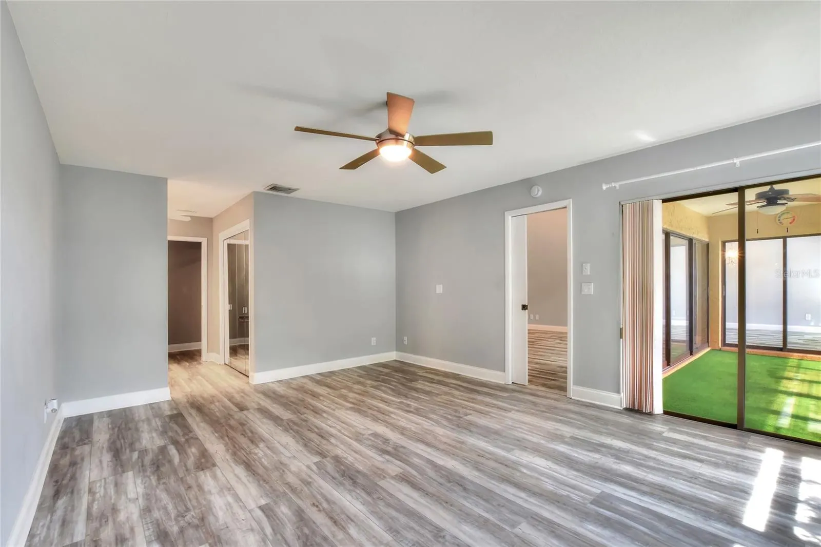 4255 CREEKWOOD LN #4255, #4255
