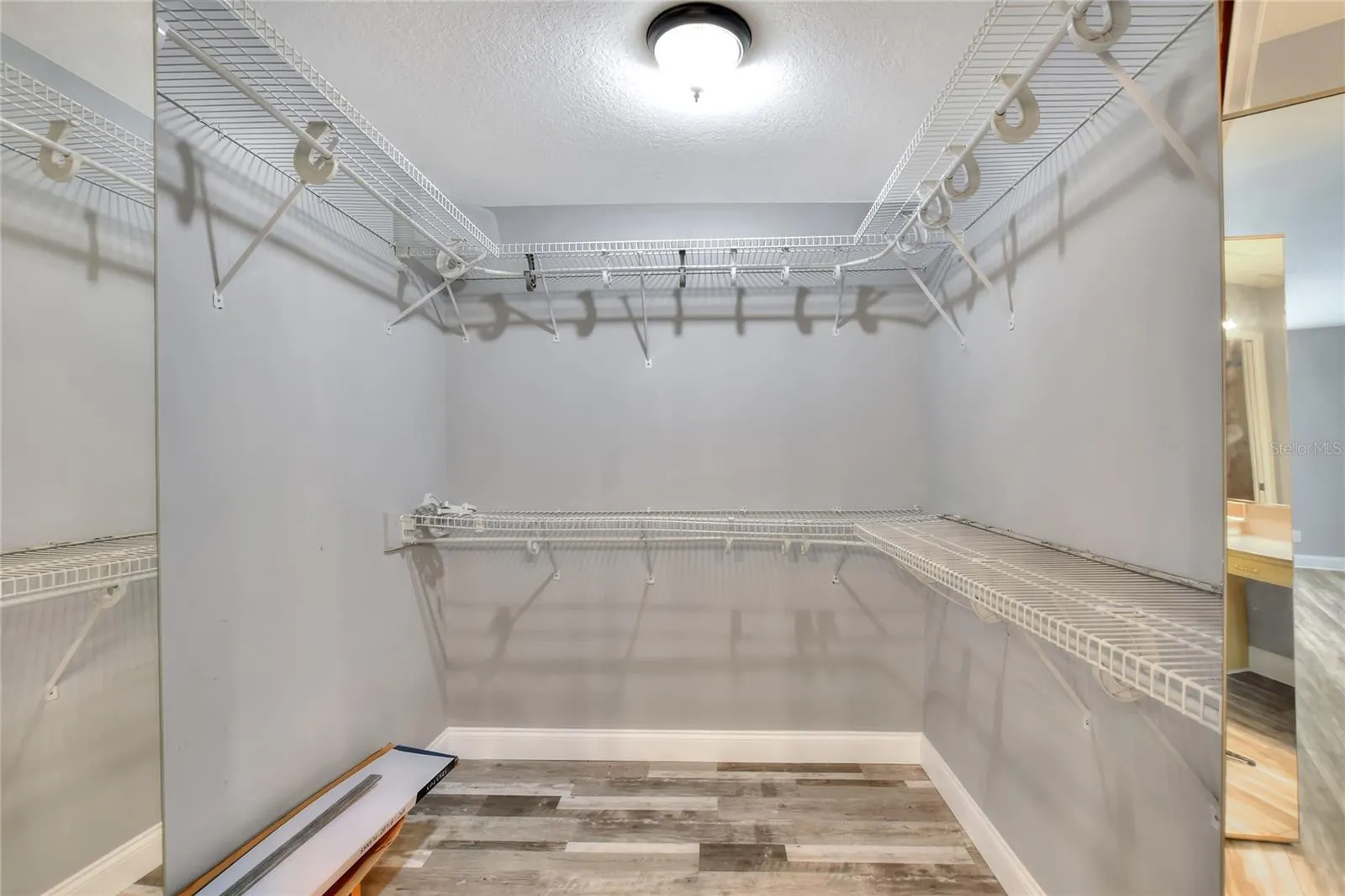 4255 CREEKWOOD LN #4255, #4255