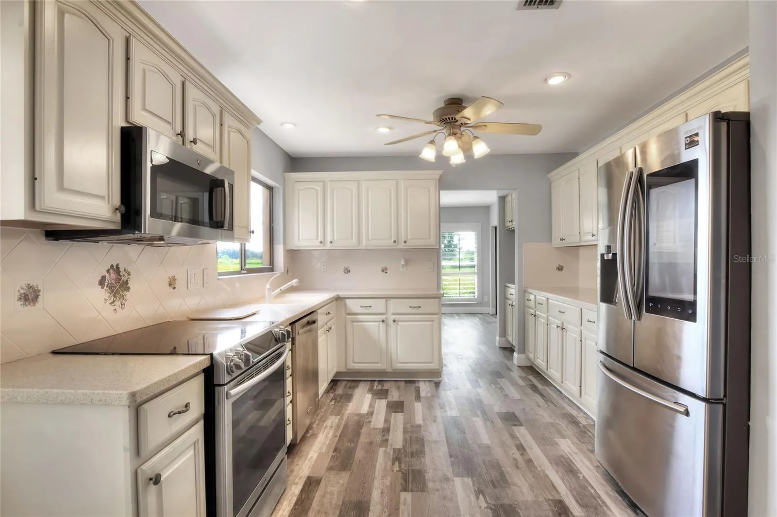 4255 CREEKWOOD LN #4255, #4255