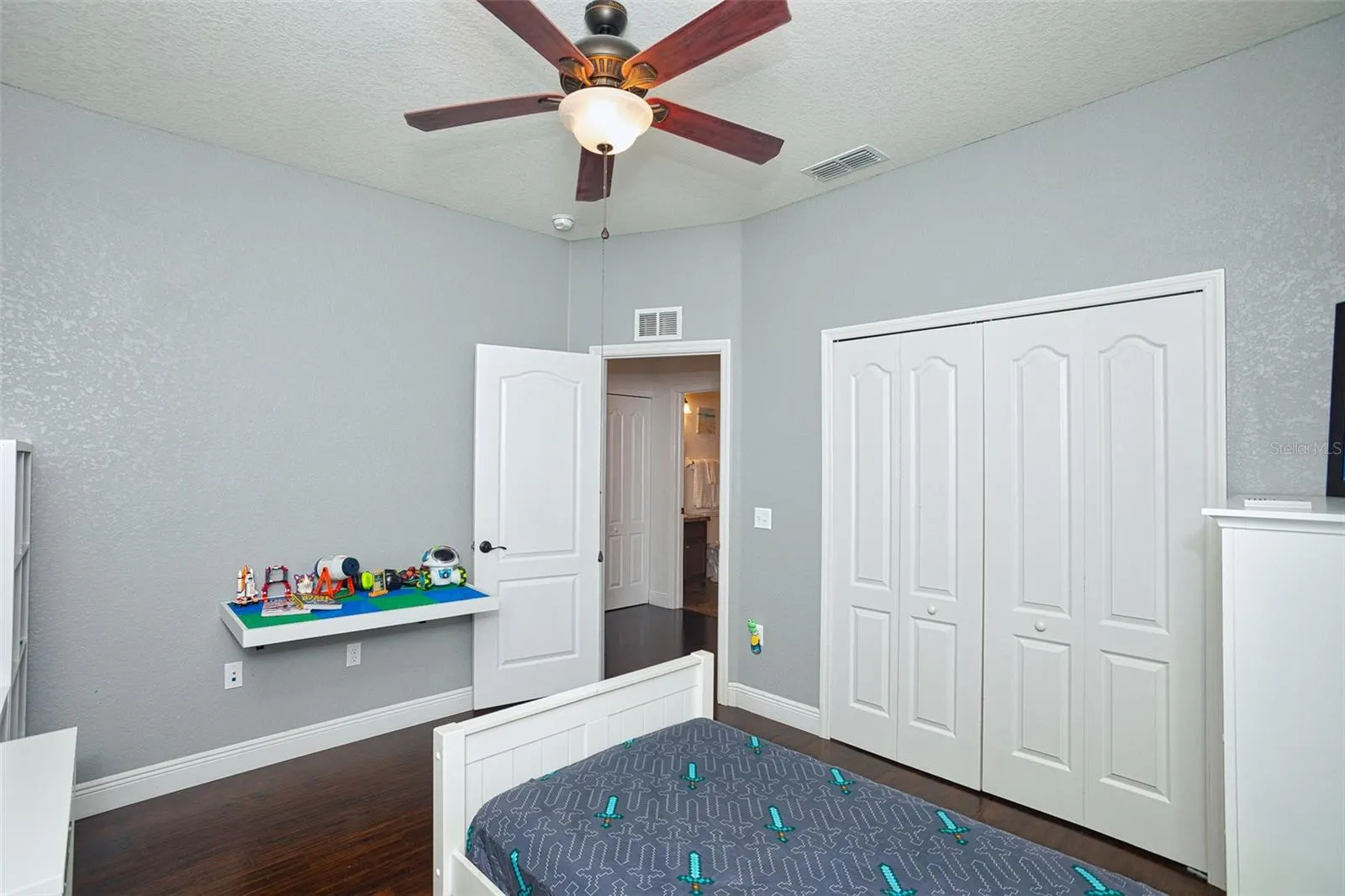 6557 EVERGREEN PARK DR