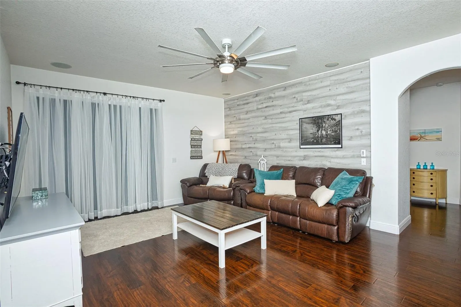 6557 EVERGREEN PARK DR