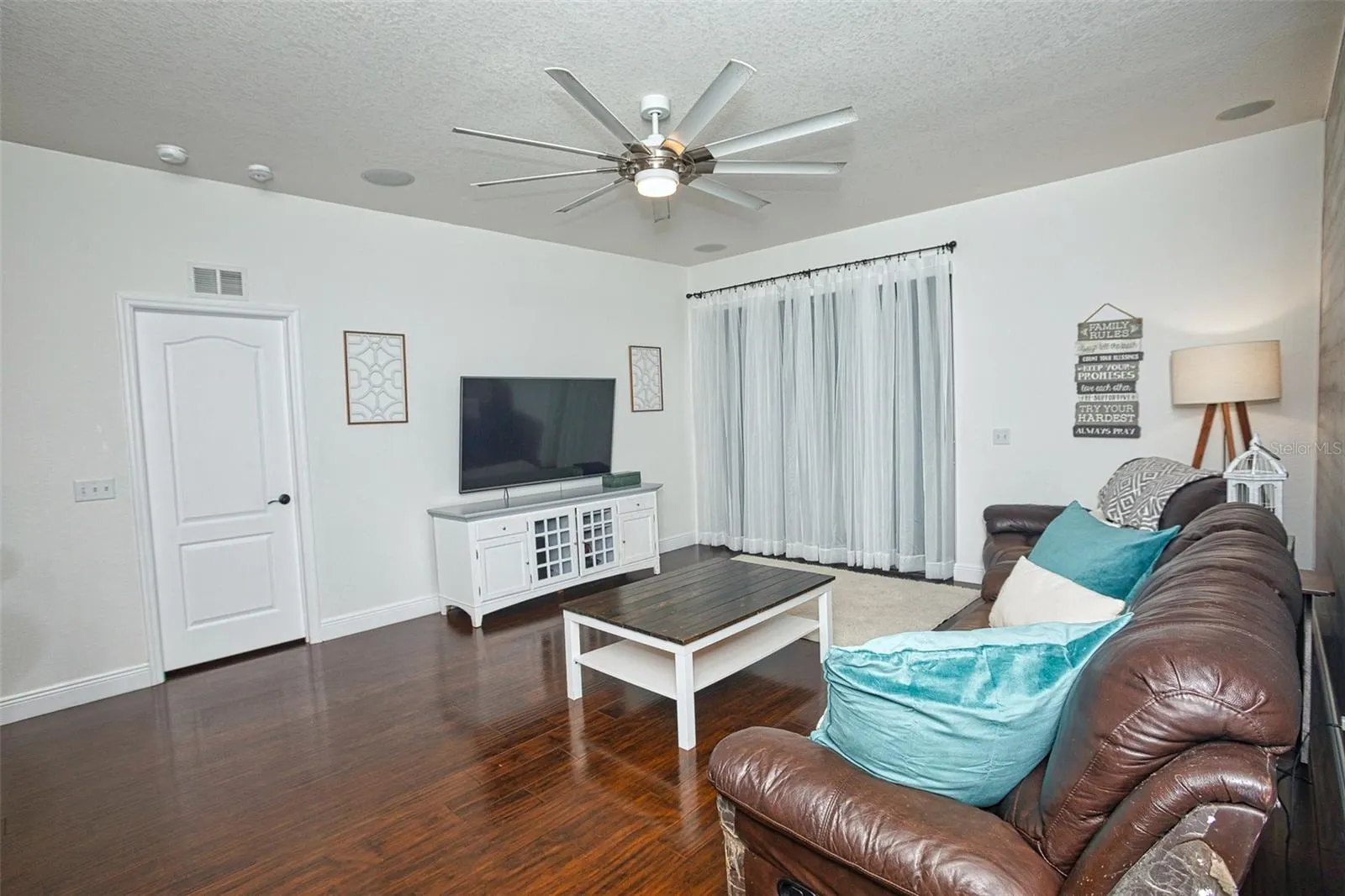 6557 EVERGREEN PARK DR