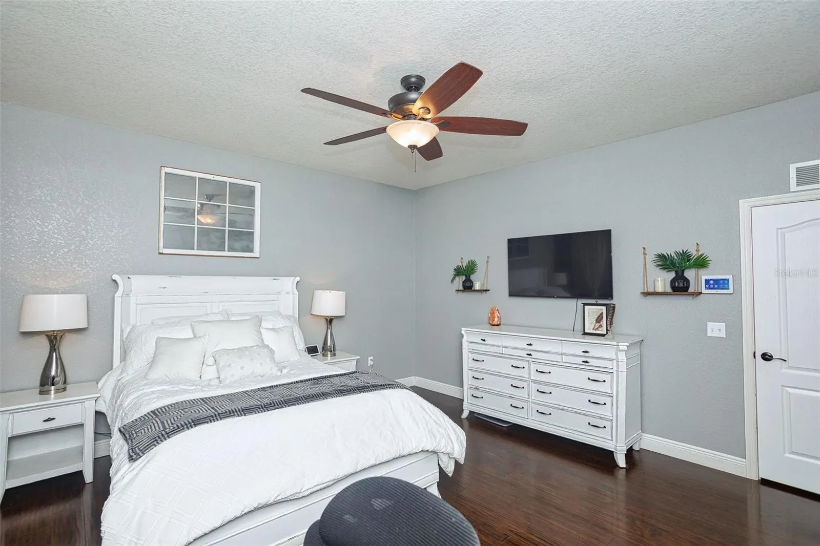 6557 EVERGREEN PARK DR