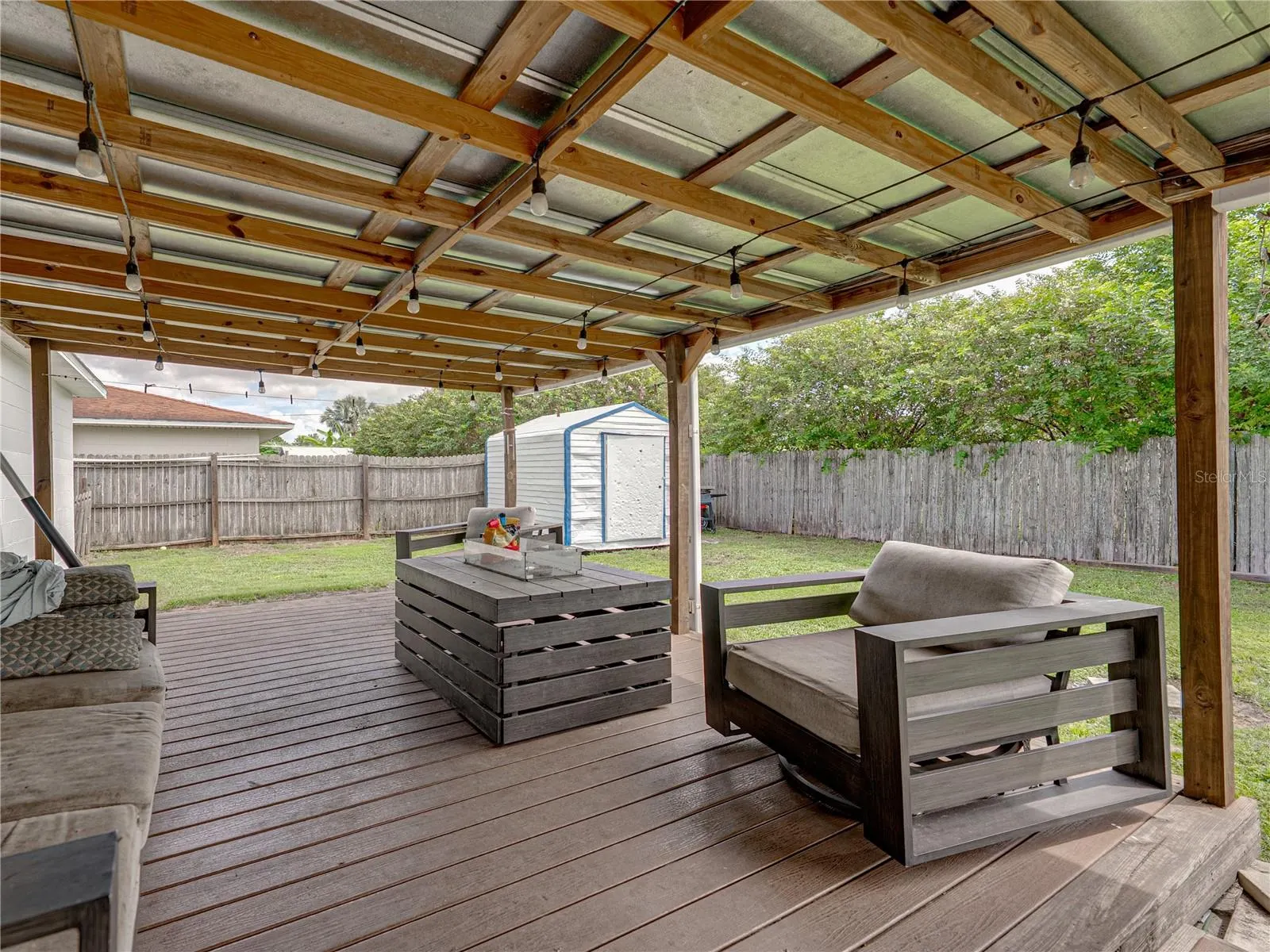 407 RED HAWK LOOP