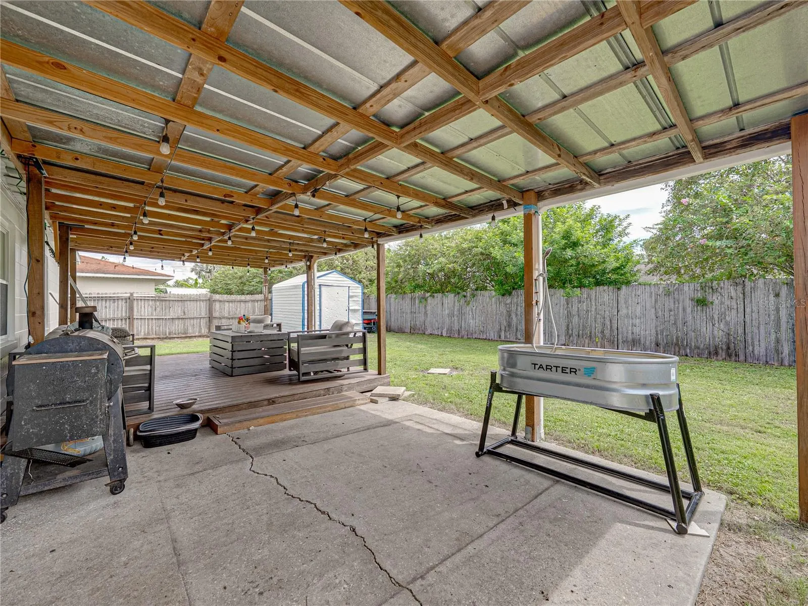 407 RED HAWK LOOP