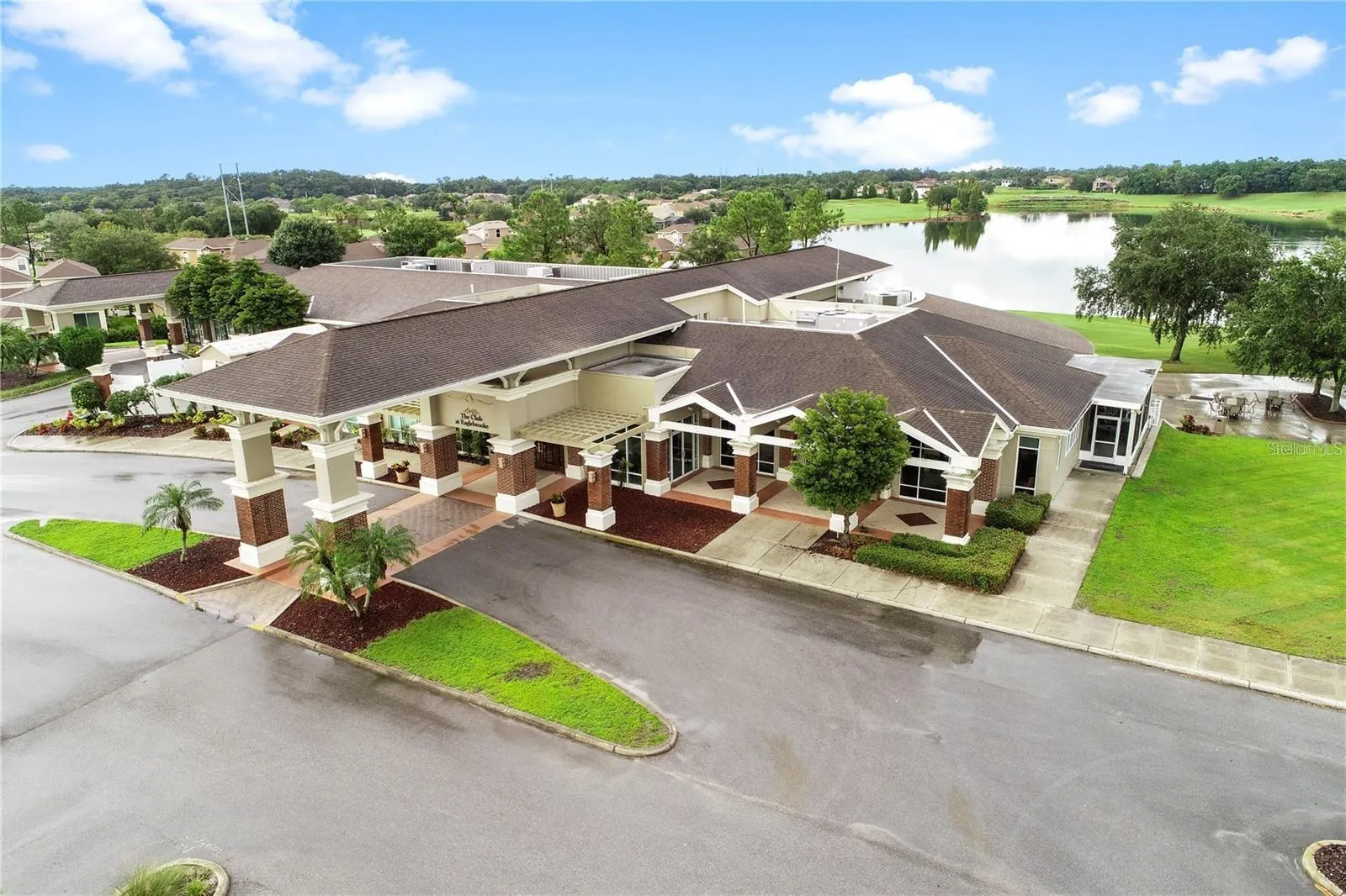 6973 LAKE EAGLEBROOKE DR