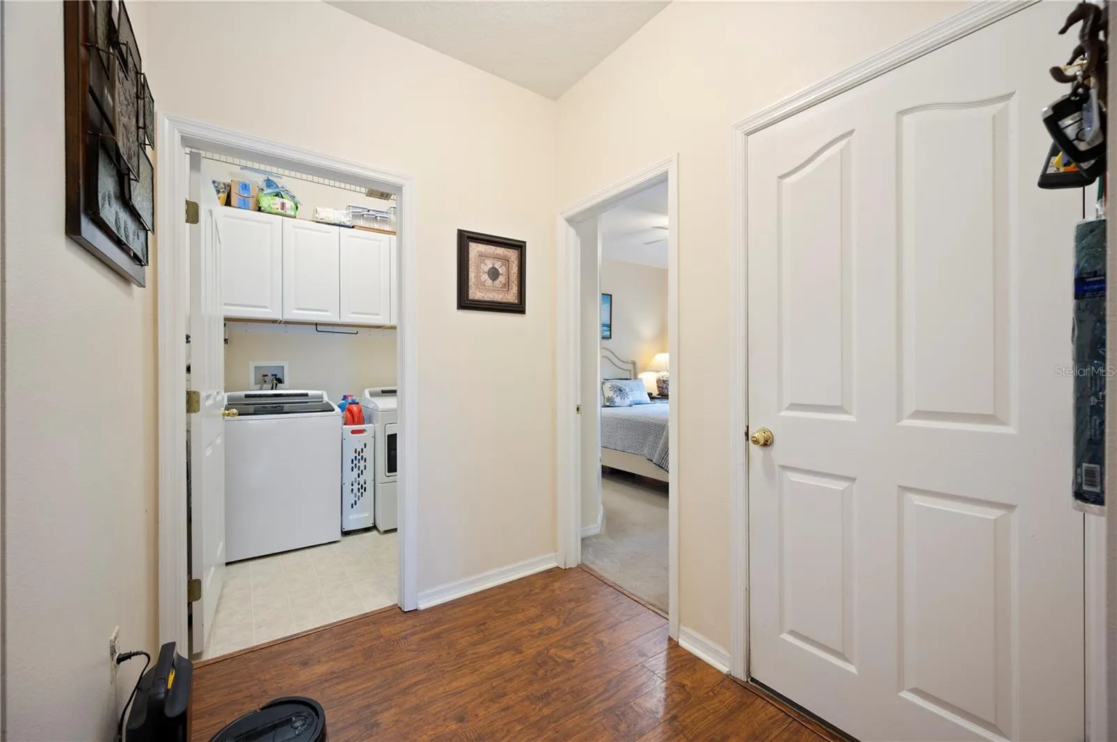 6973 LAKE EAGLEBROOKE DR