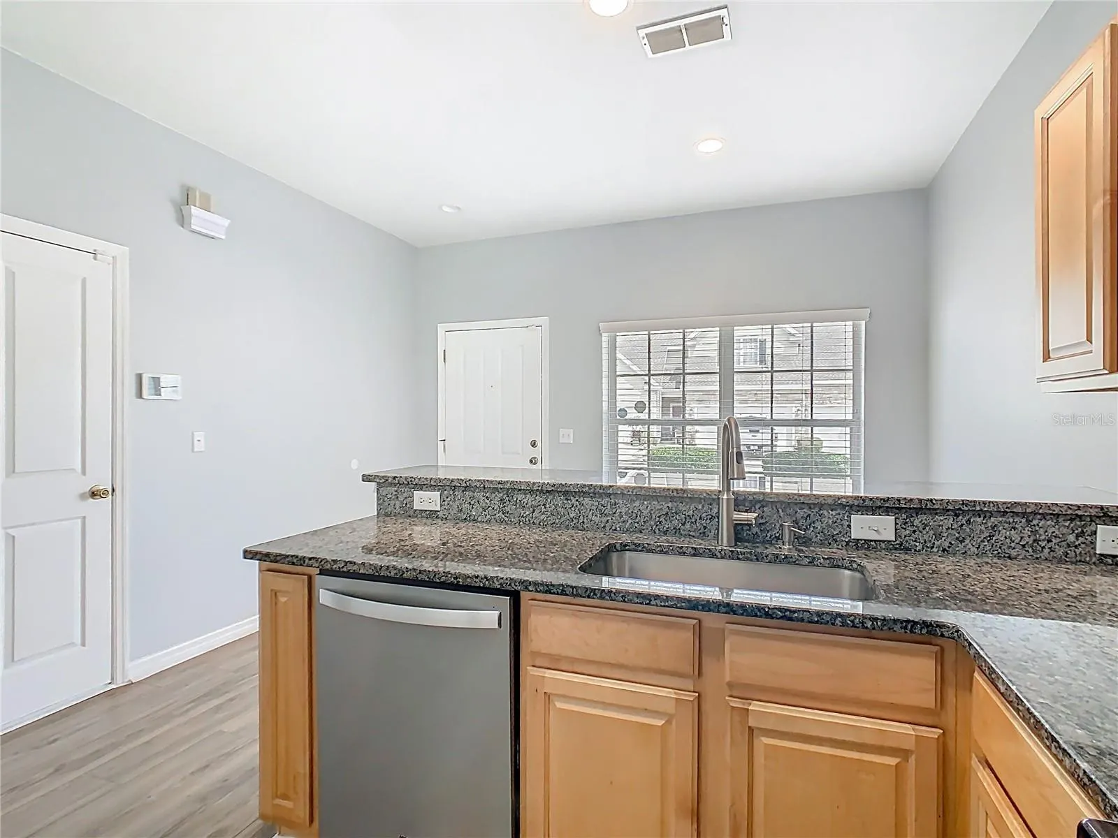2051 WINTERSET DR