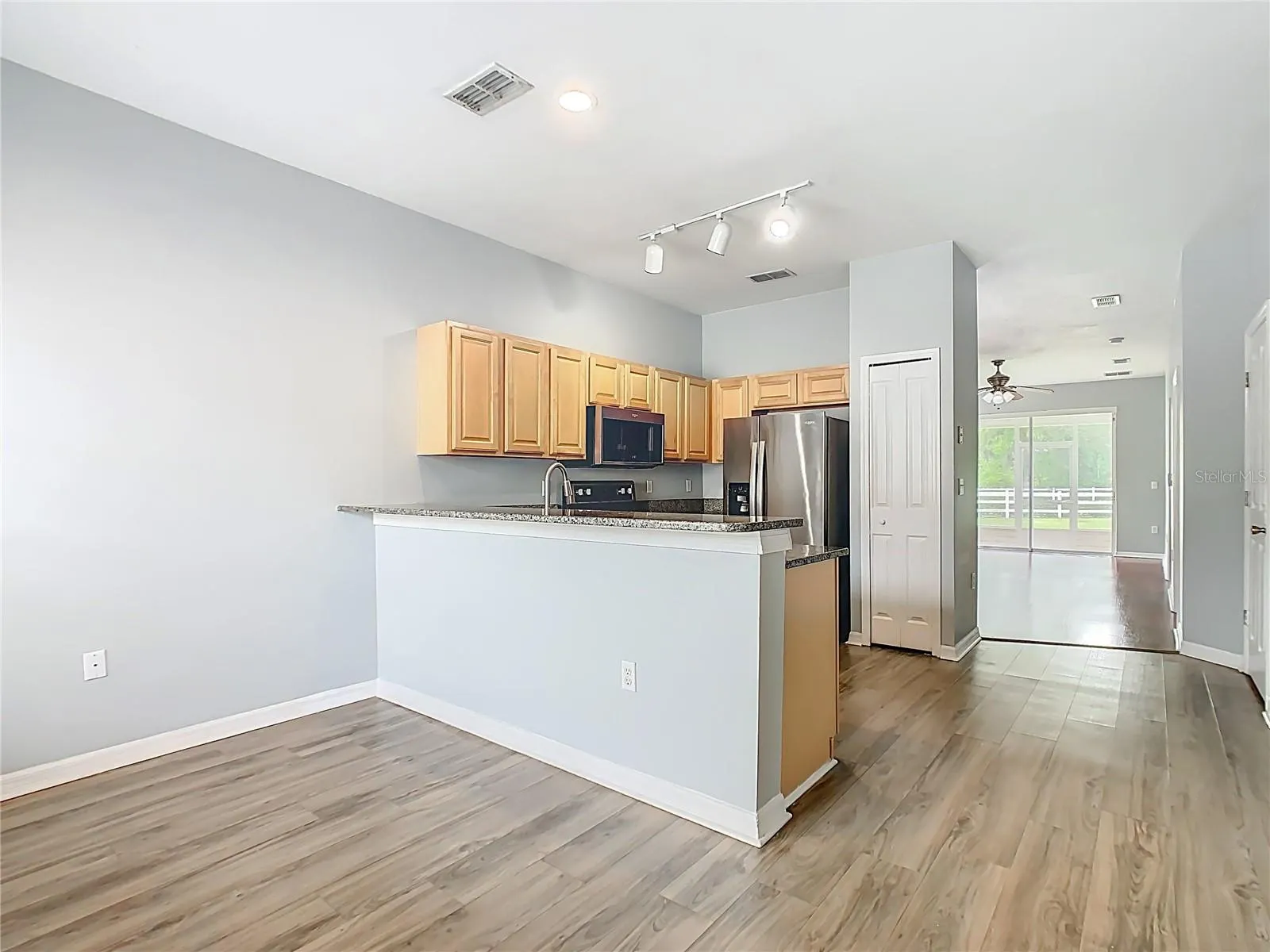 2051 WINTERSET DR