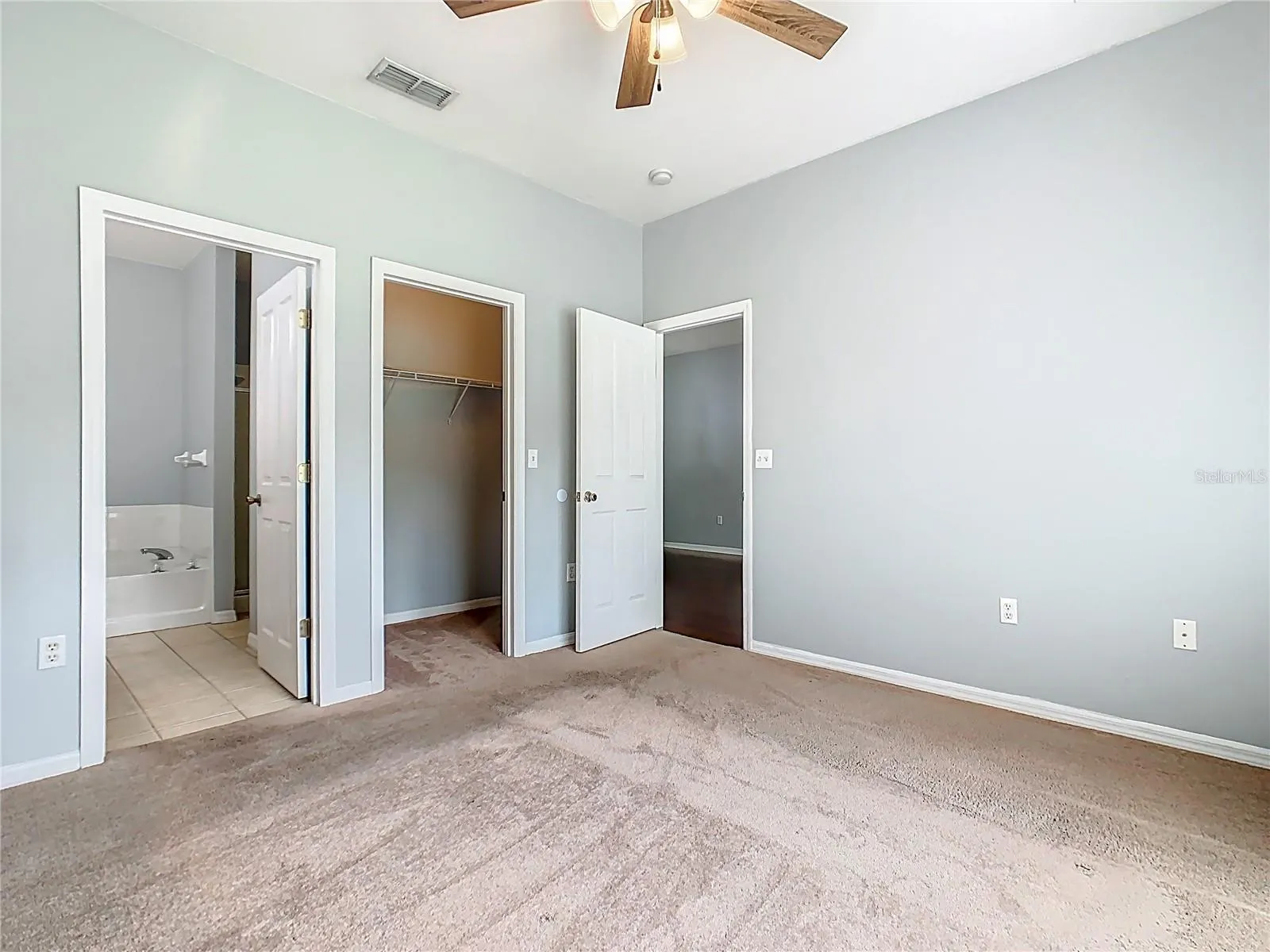 2051 WINTERSET DR