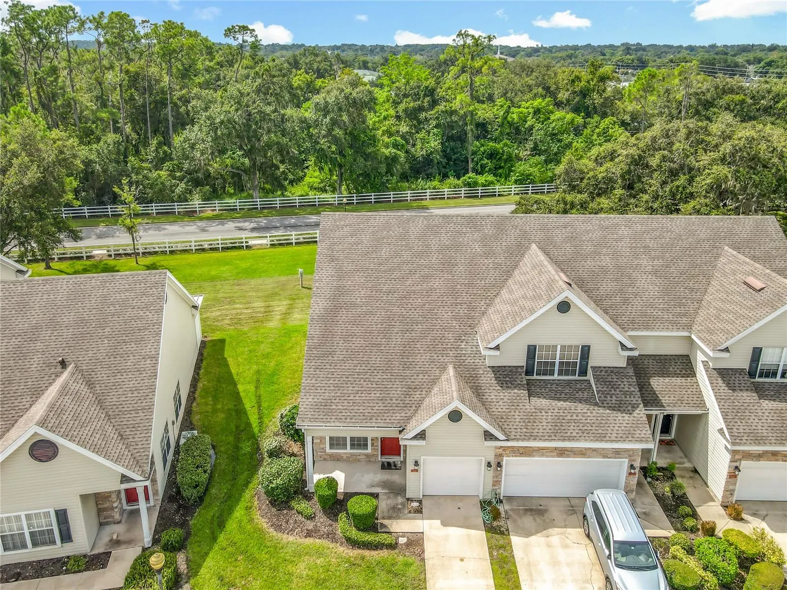 2051 WINTERSET DR