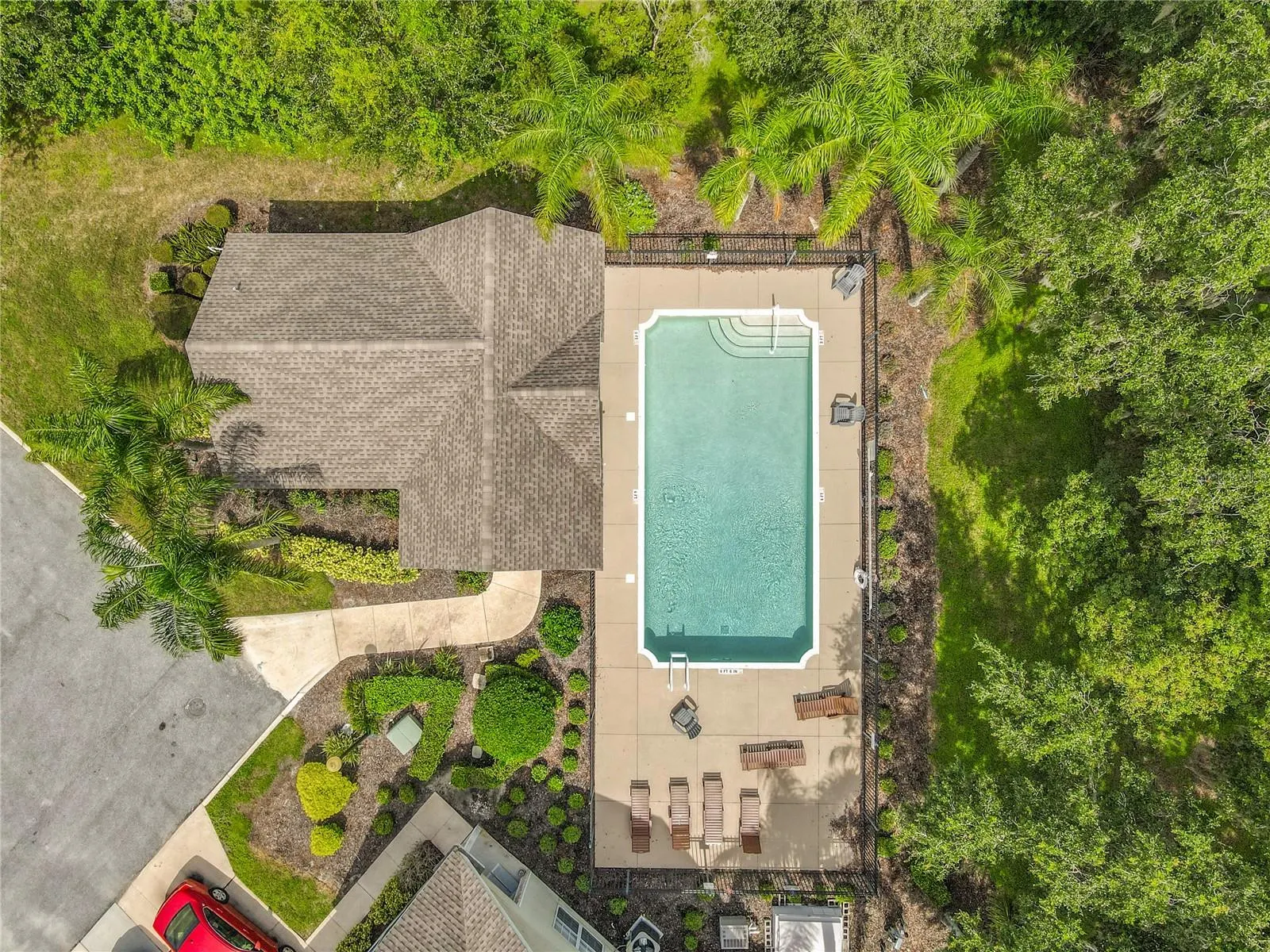 2051 WINTERSET DR