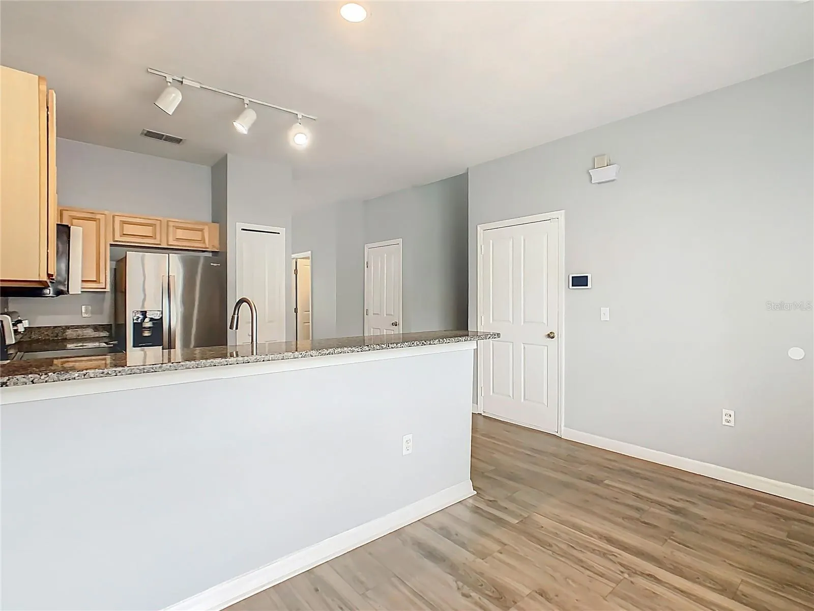2051 WINTERSET DR