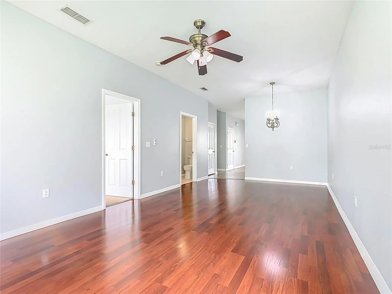 2051 WINTERSET DR