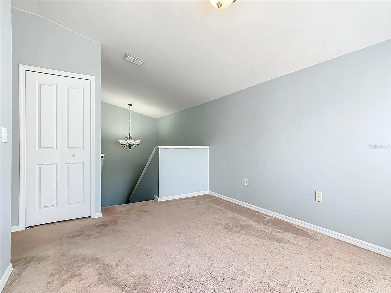 2051 WINTERSET DR