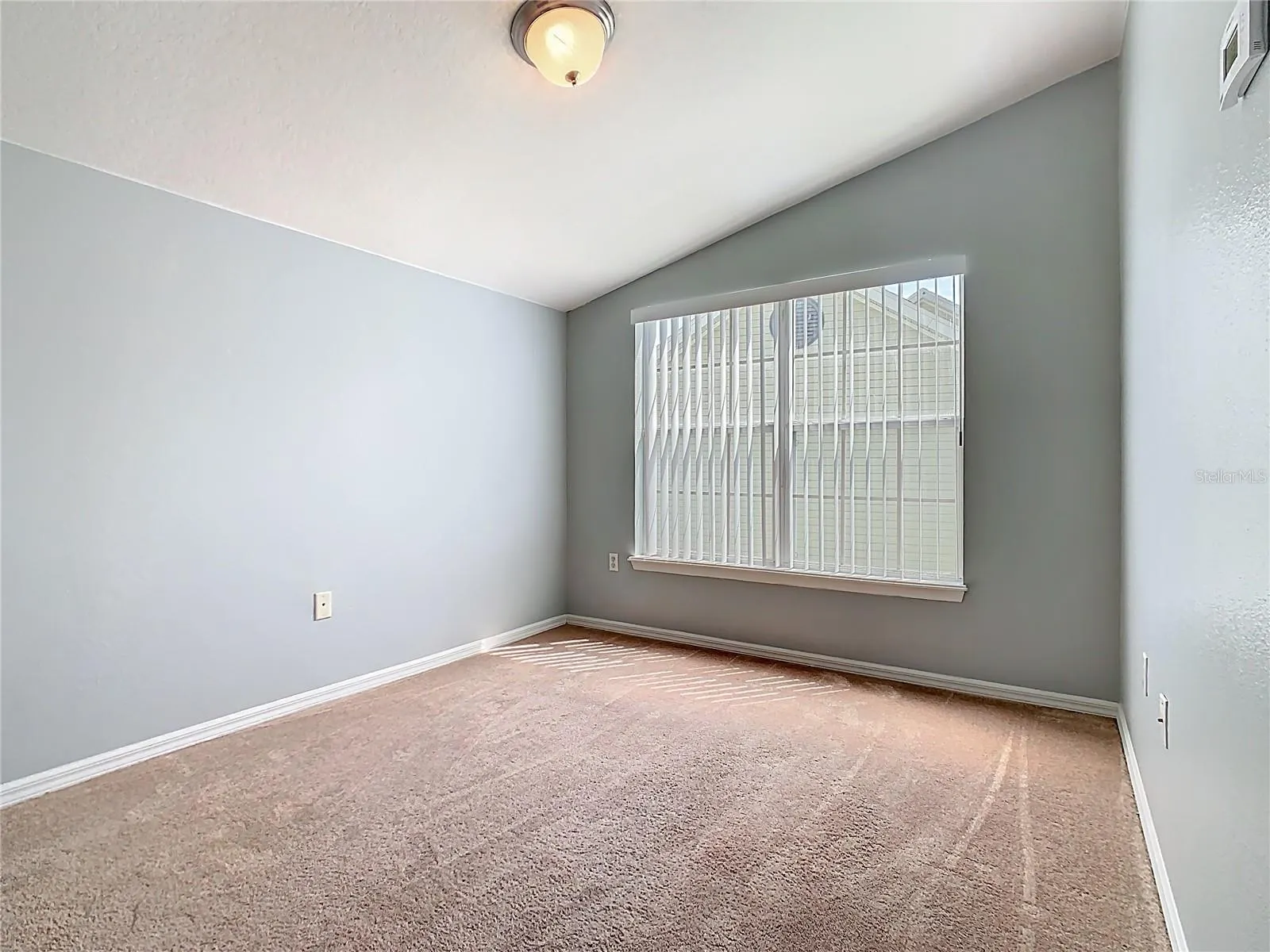 2051 WINTERSET DR