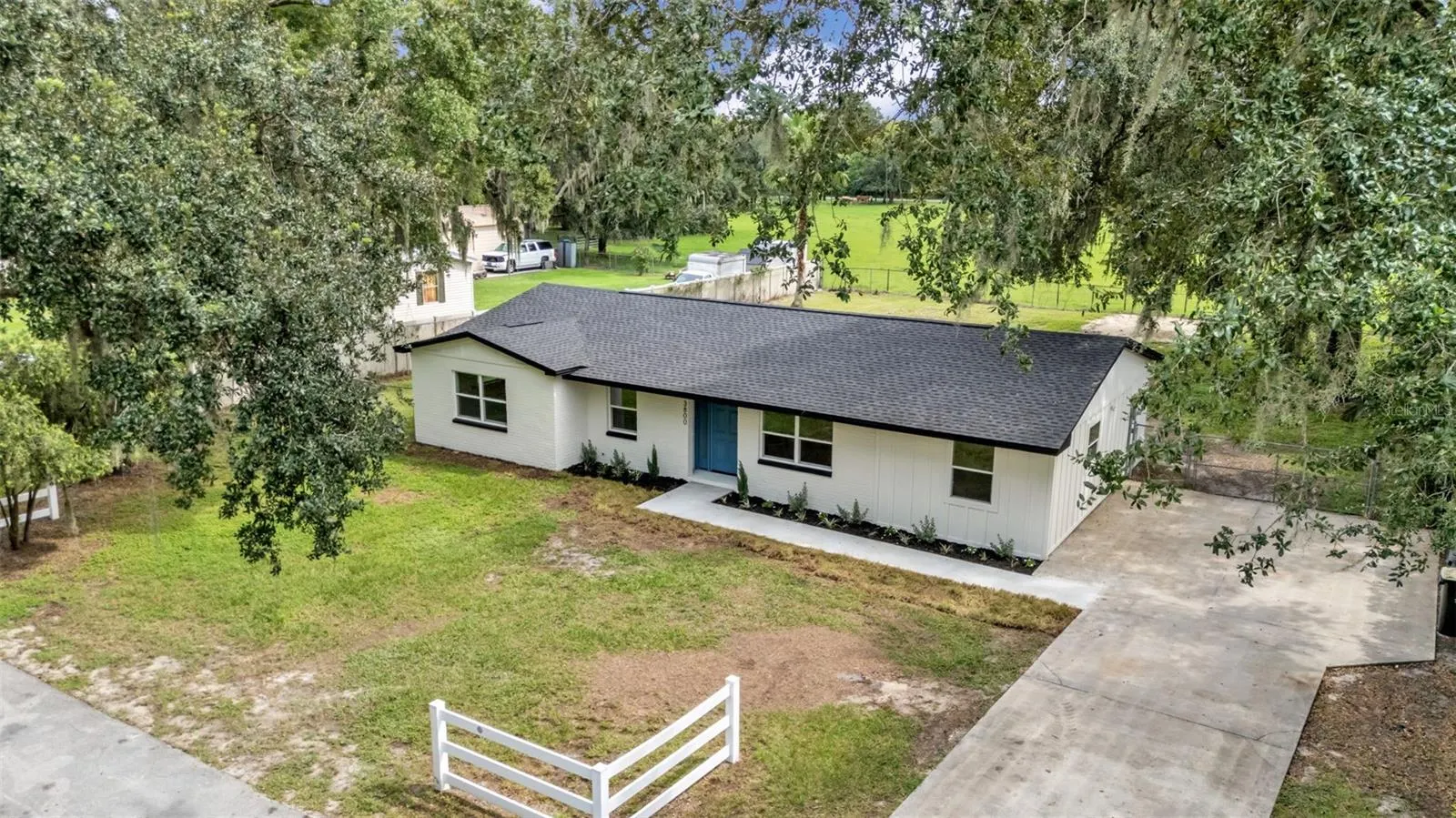 3800 LEVINS RD