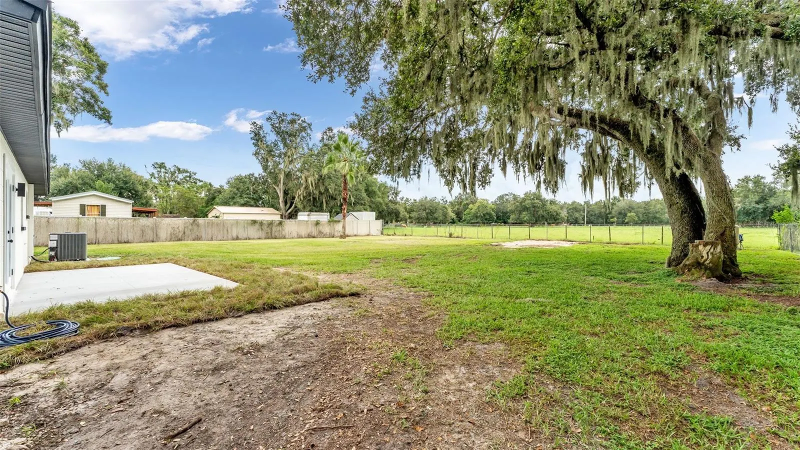 3800 LEVINS RD