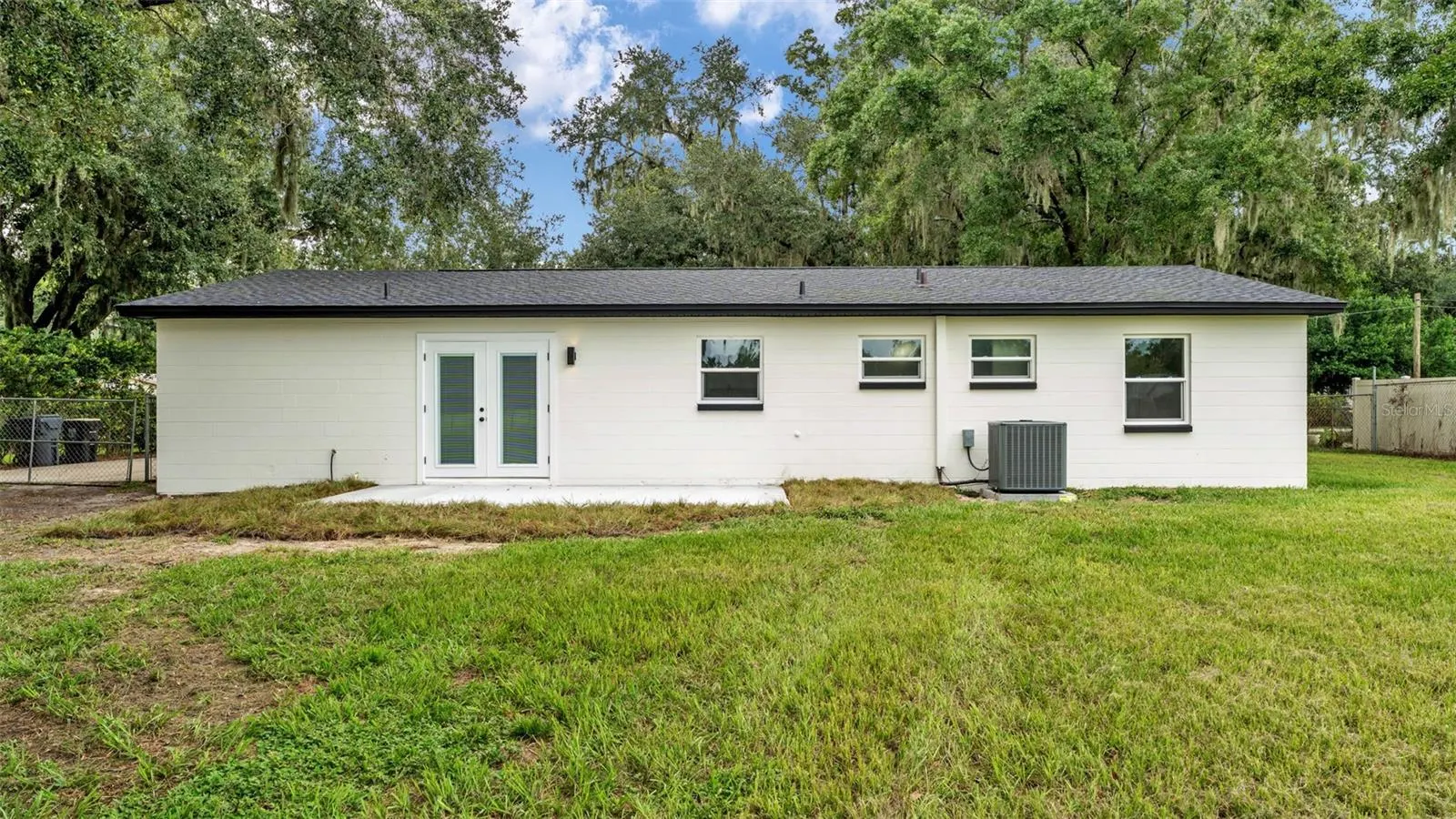 3800 LEVINS RD