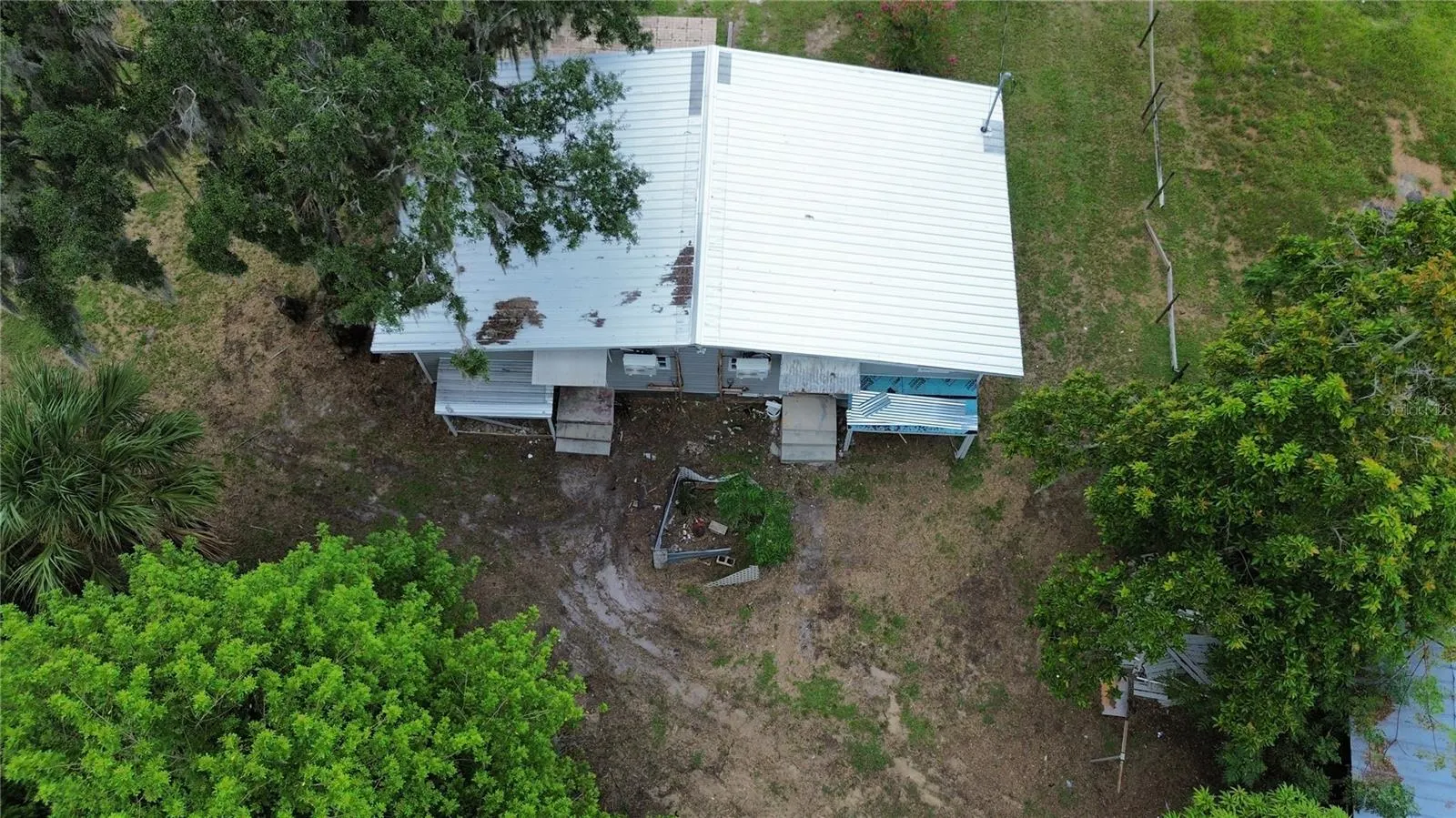 908 WILLIE HAWK AVE
