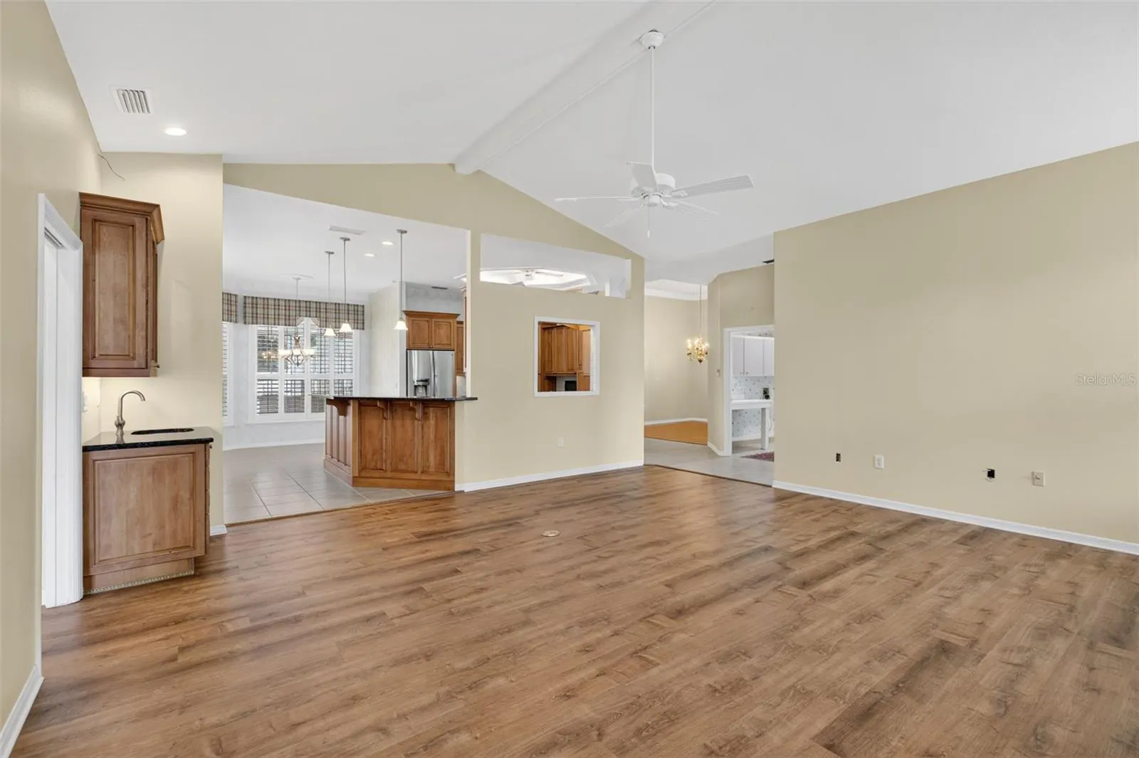 803 HAMILTON PLACE DR