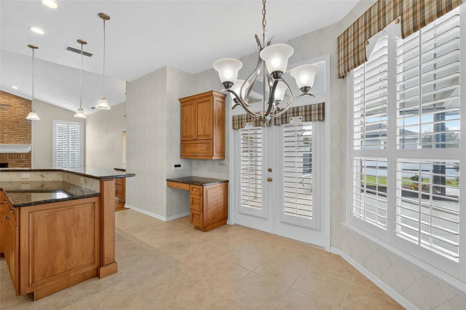 803 HAMILTON PLACE DR