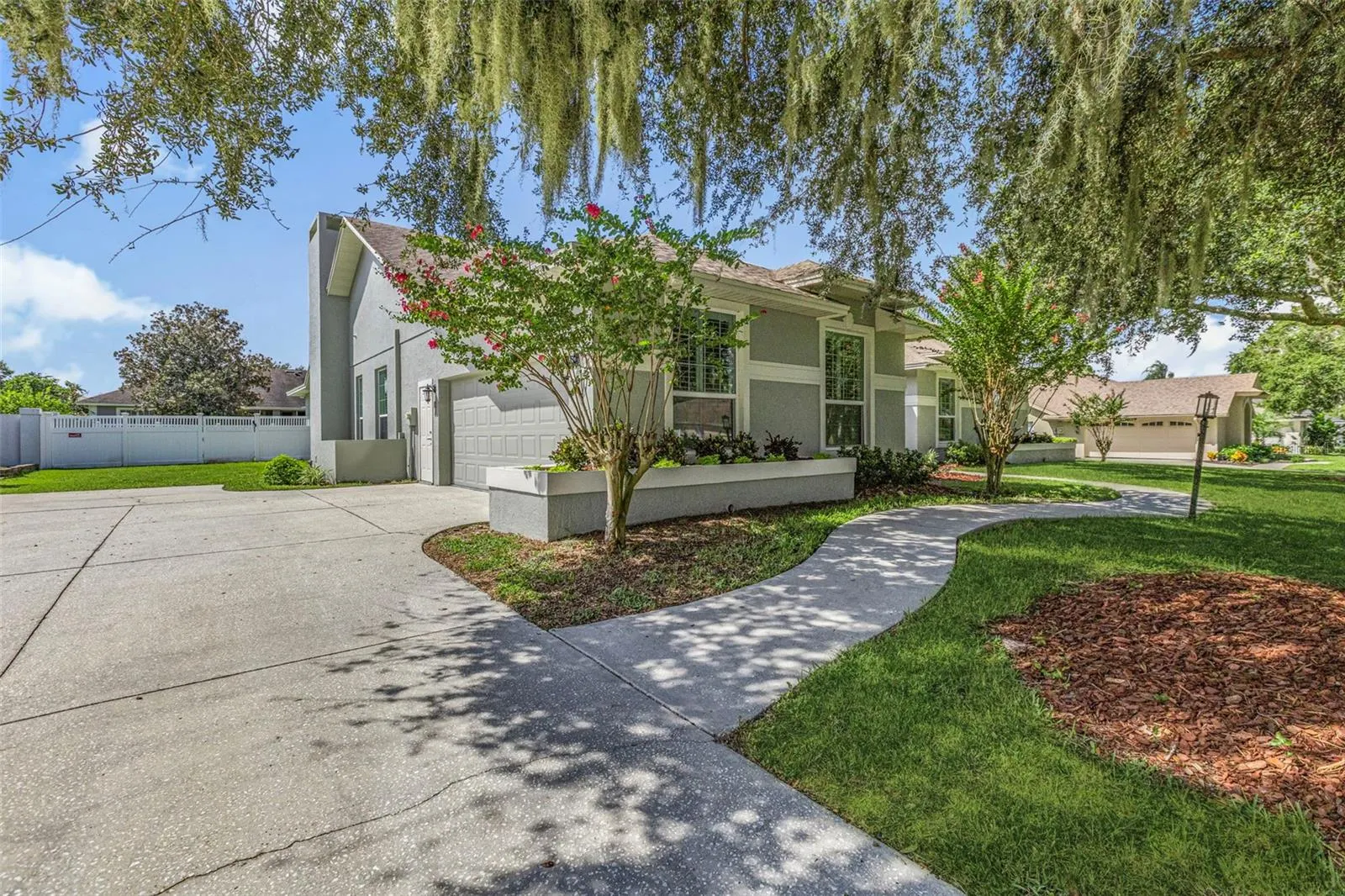 803 HAMILTON PLACE DR