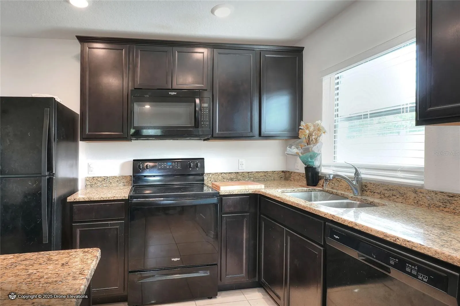 2166 MANDARIN LOOP