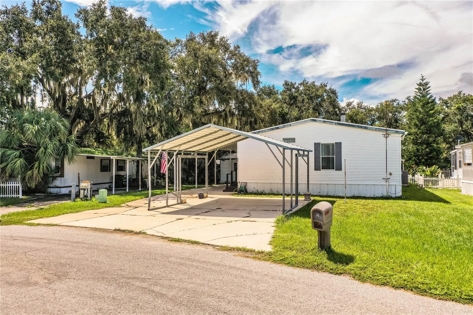 55 ROSALIE OAKS BLVD